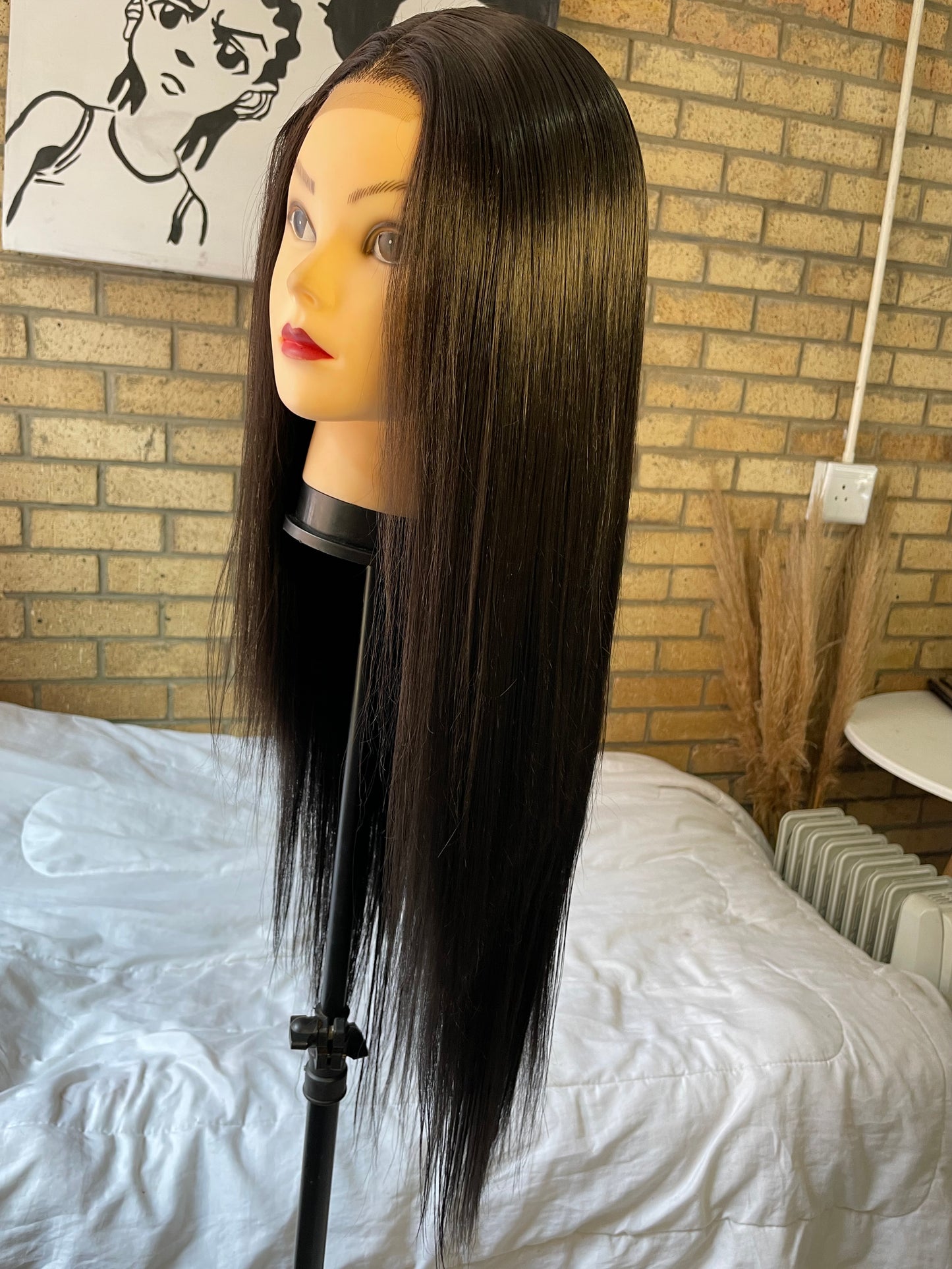 Middle part wig, 26 inches, human hair blend
