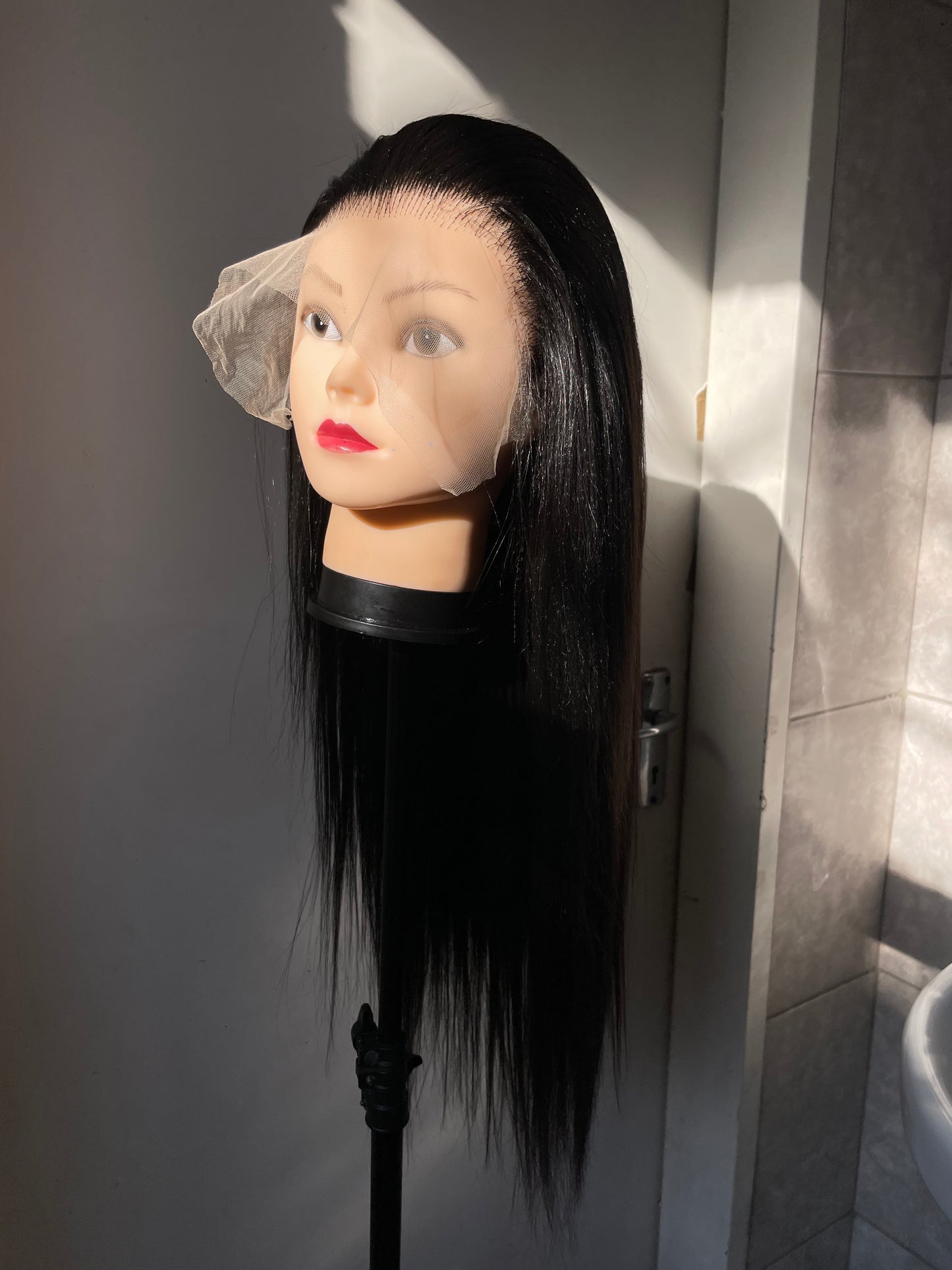 Black wig, 13 x 4 lace,human hair blend, high heat resistance fibre.