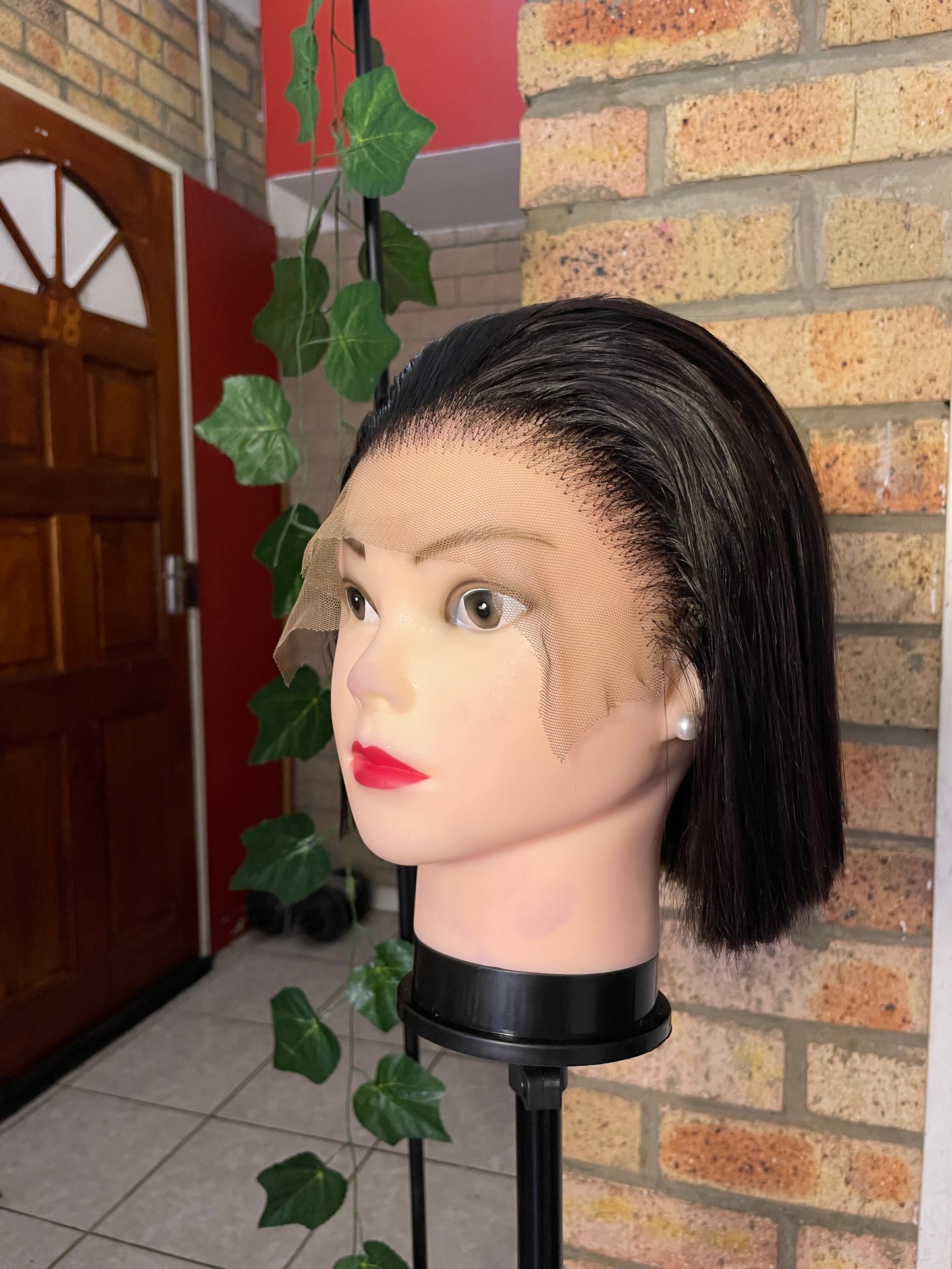 Bob 10 inch, human hair 13x5