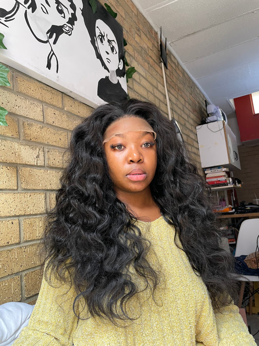 Wavy wig, 13x4 closure, 22 inch, human hair blend, black