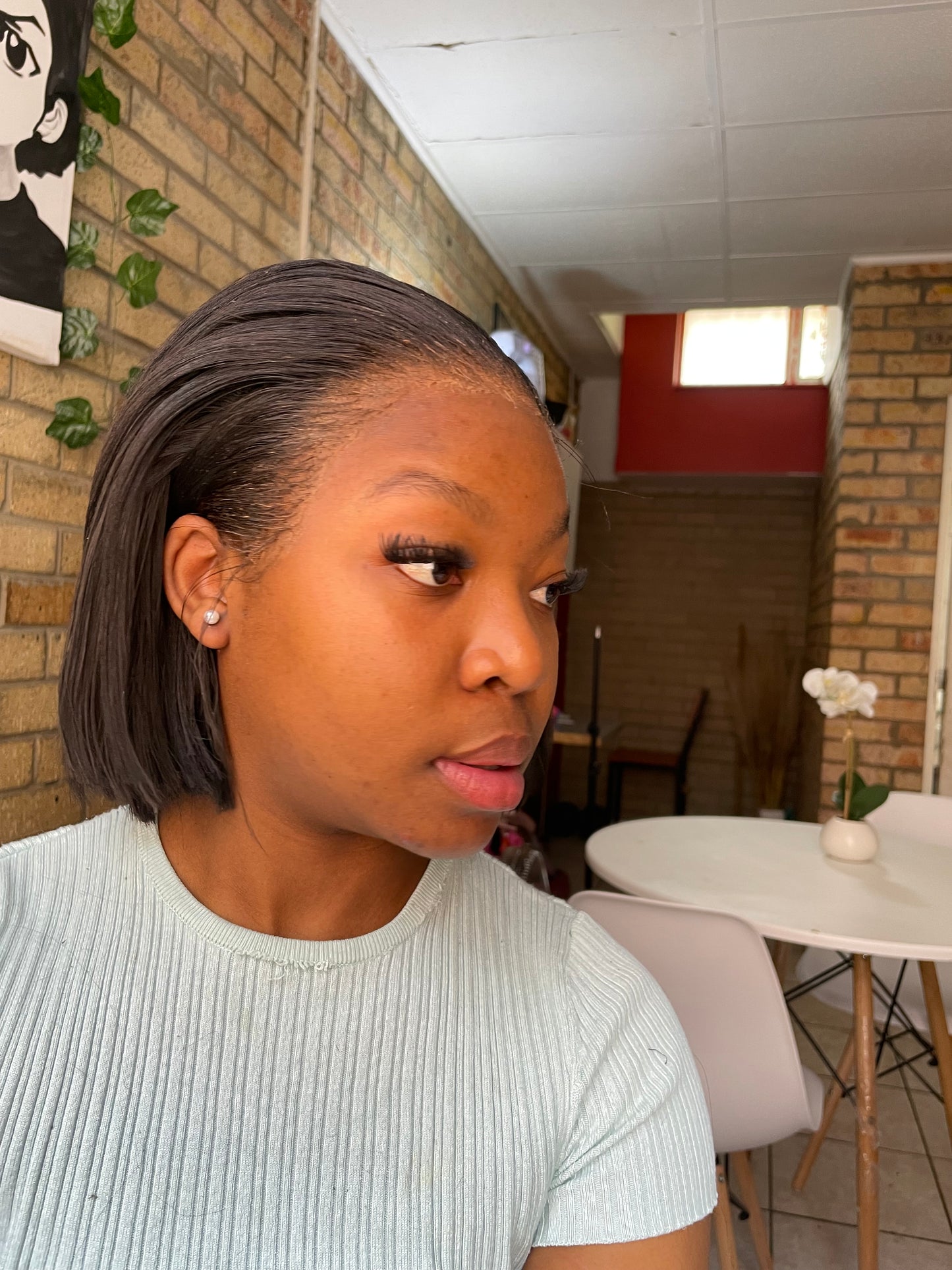 8inch bob, 13x4 lace, human hair blend.