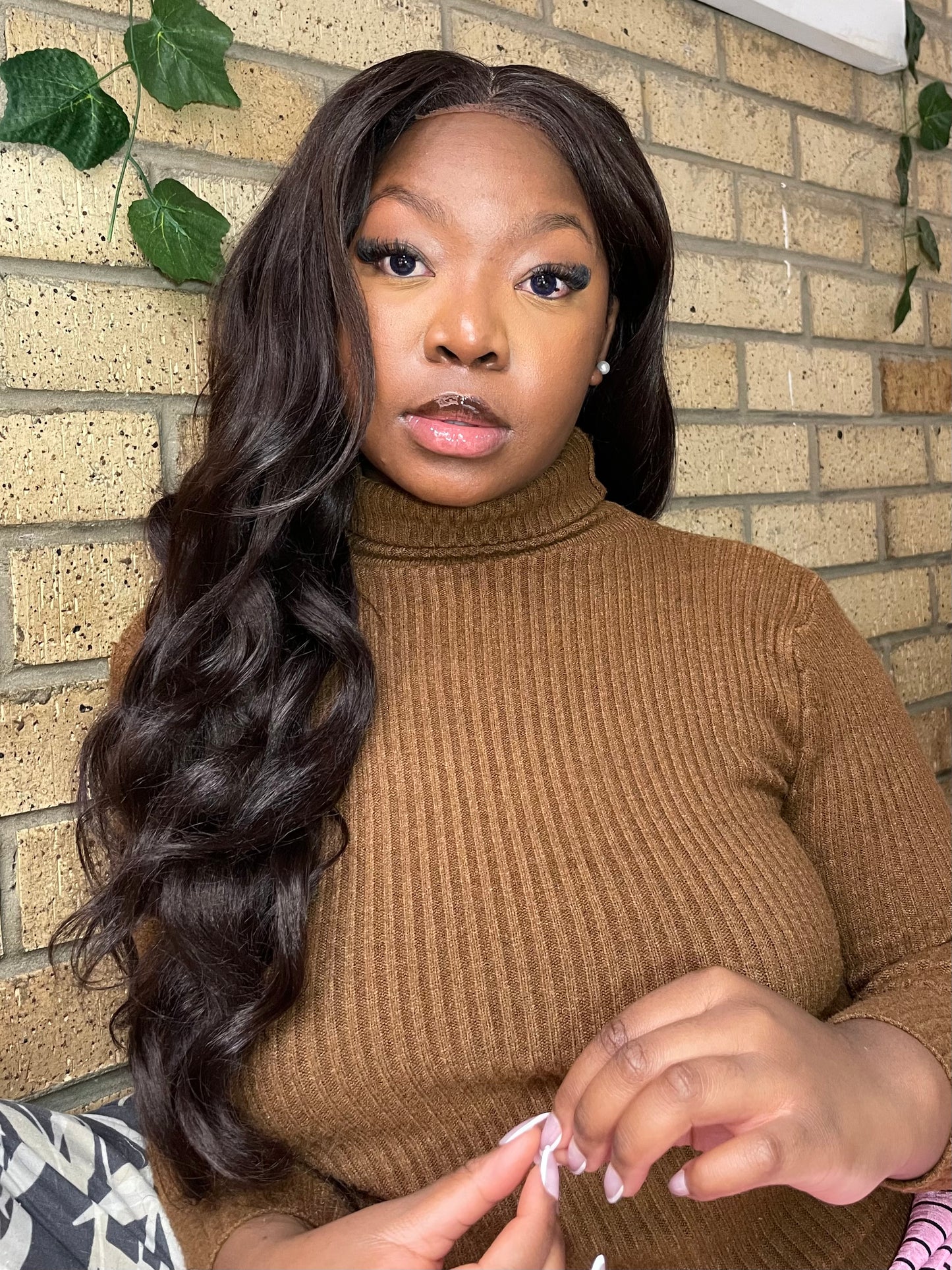 Wavy, black colour 2 wig, 4x4 closure T-lace