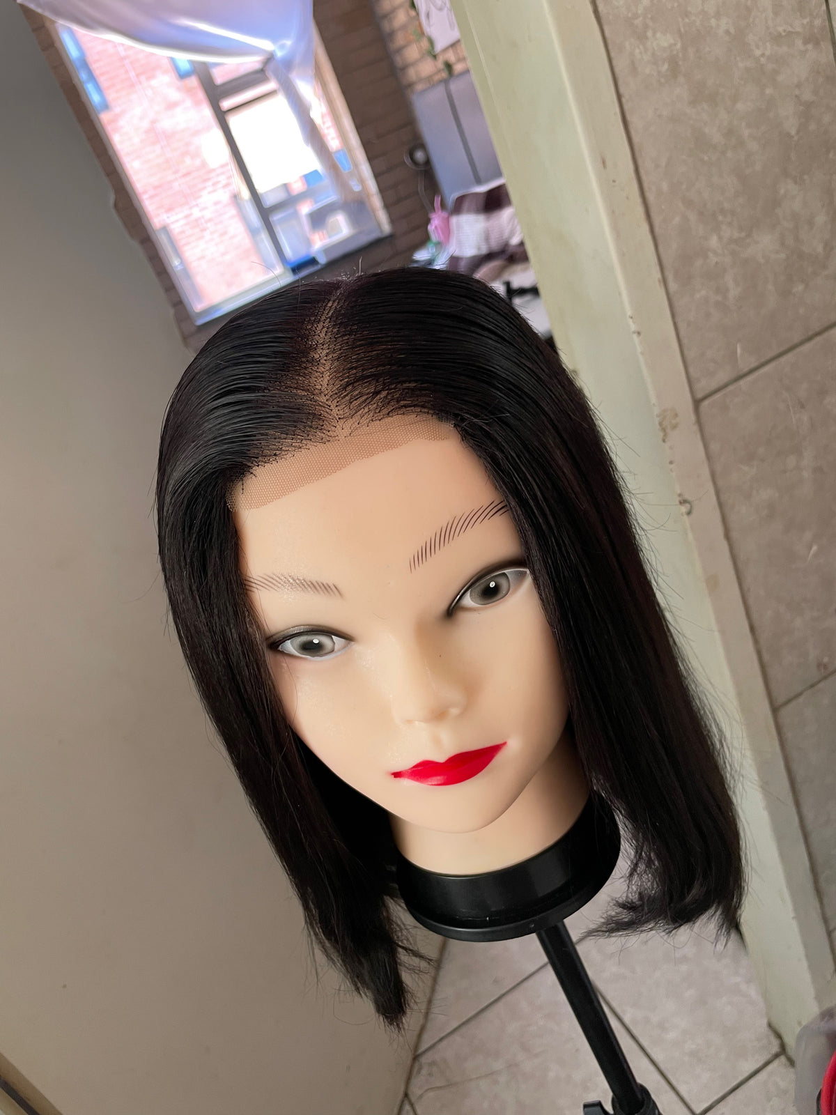 4x6 middle part bob, 12 inches